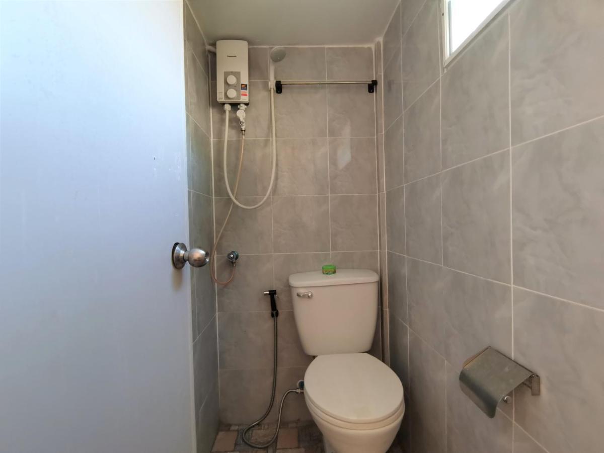Phuhaya Bamboo Bungalows Ко-Ланта Екстер'єр фото
