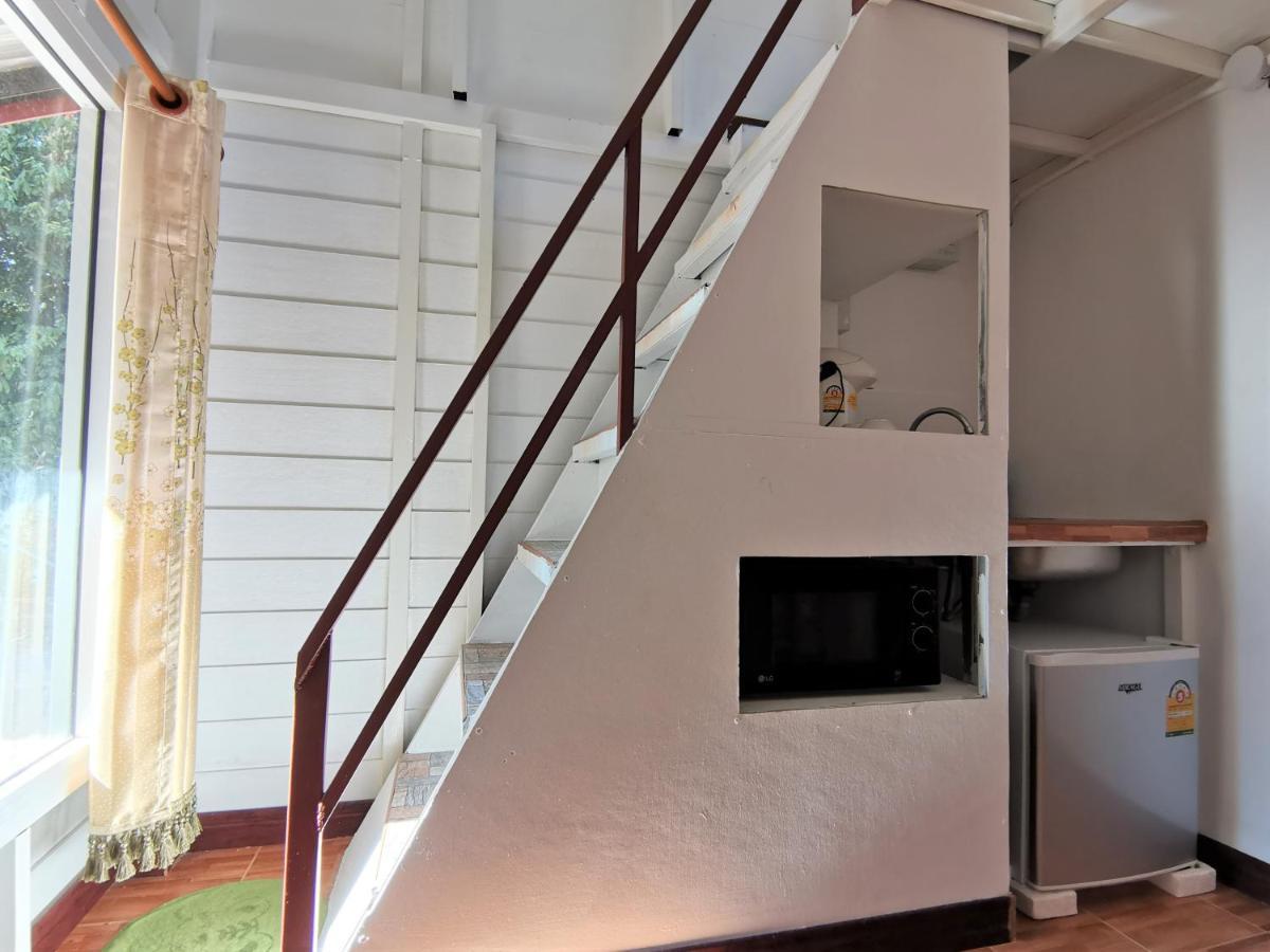 Phuhaya Bamboo Bungalows Ко-Ланта Екстер'єр фото