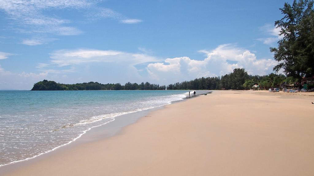 Phuhaya Bamboo Bungalows Ко-Ланта Екстер'єр фото